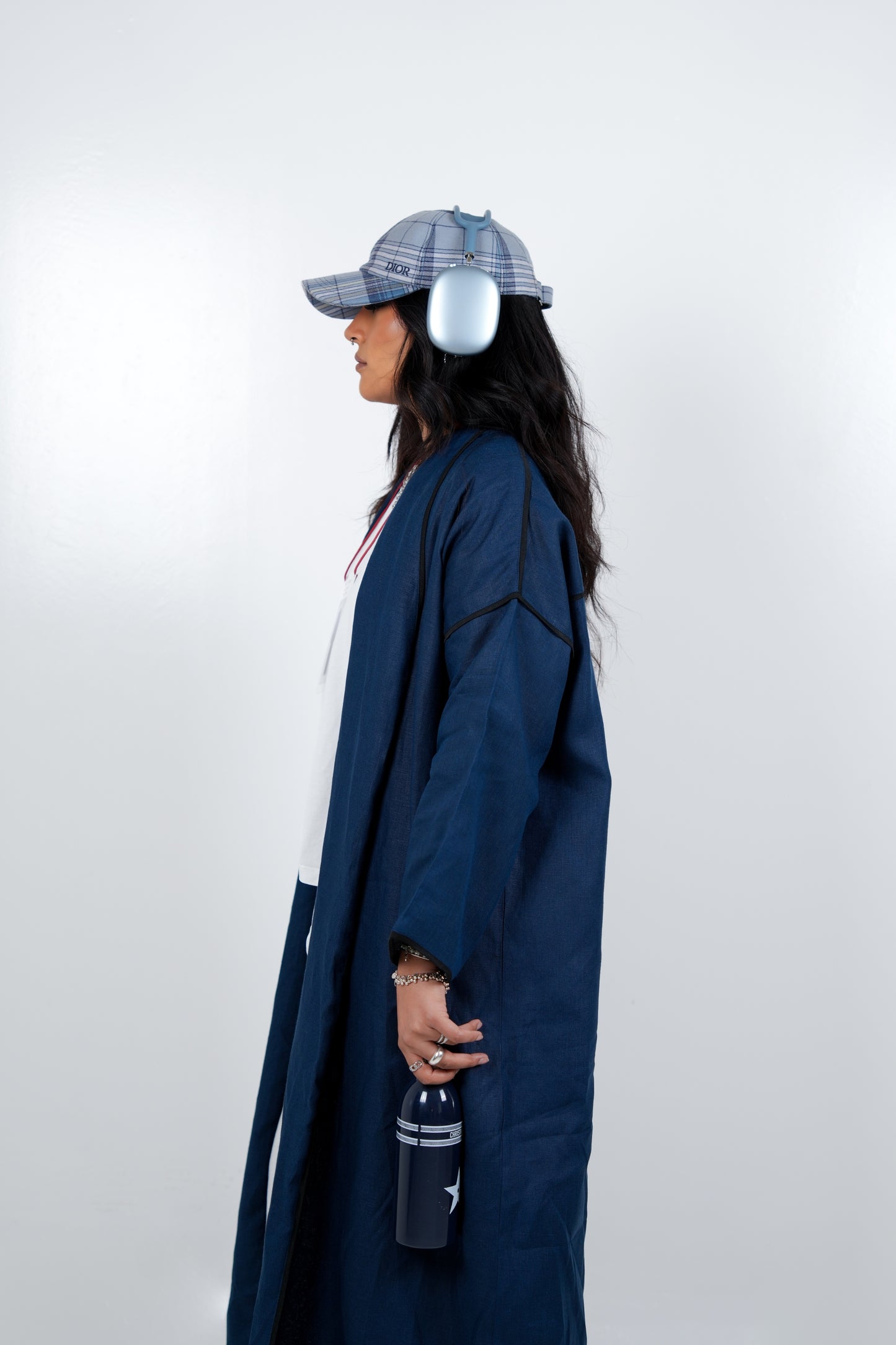 VYRA — Abaya